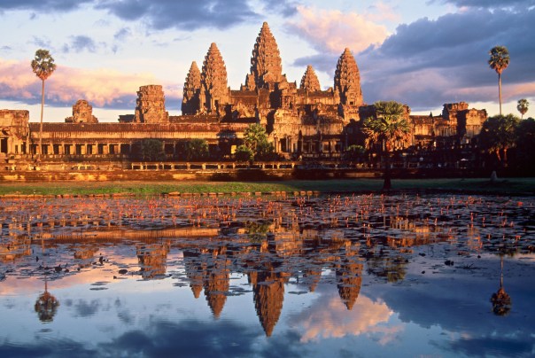 Travel-AngkorWat-Cambodia-2A